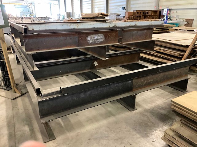 Stalen poutrellen constructie (2x) - afbeelding 5 van  8