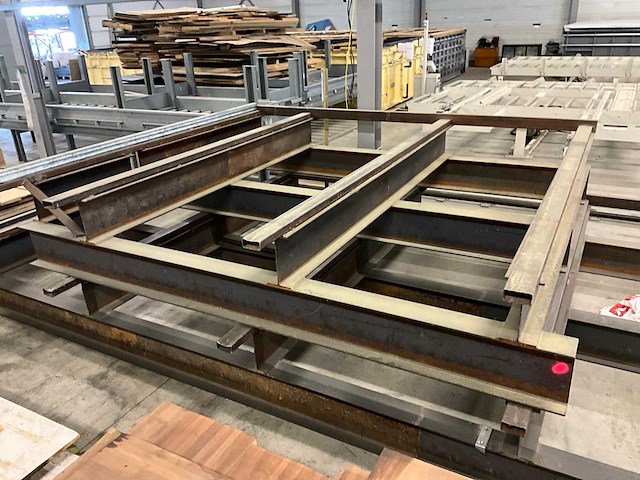 Stalen poutrellen constructie (2x) - afbeelding 1 van  8