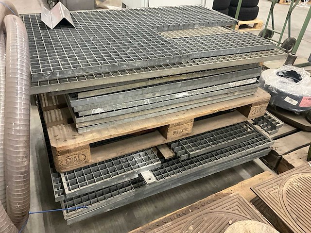 Stalen roostervloer (16x) - afbeelding 5 van  5