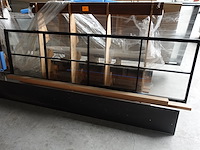 Stalen schuifdeur met glas - afbeelding 1 van  2