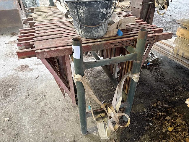 Stalen steigerconsoles (39x) - afbeelding 3 van  3