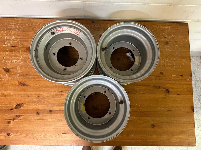 Stalen velg – universeel (3x) - afbeelding 1 van  11