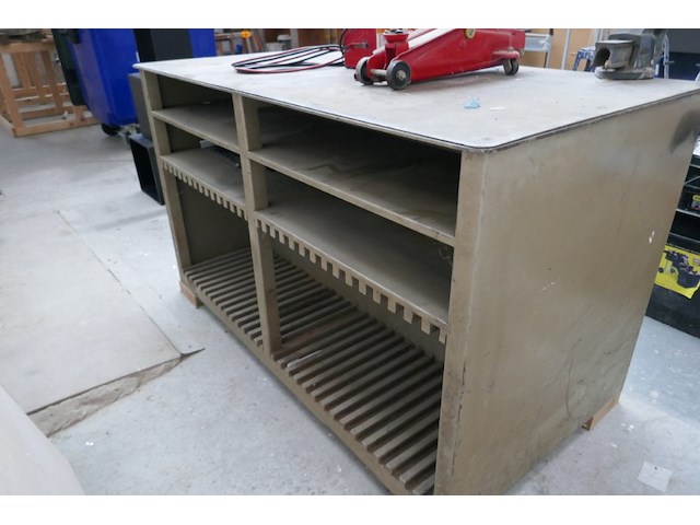 Stalen werkbank - afbeelding 3 van  3