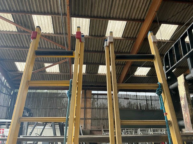 Staltor 2x10 glasvezel schuifladder (2x) - afbeelding 4 van  5