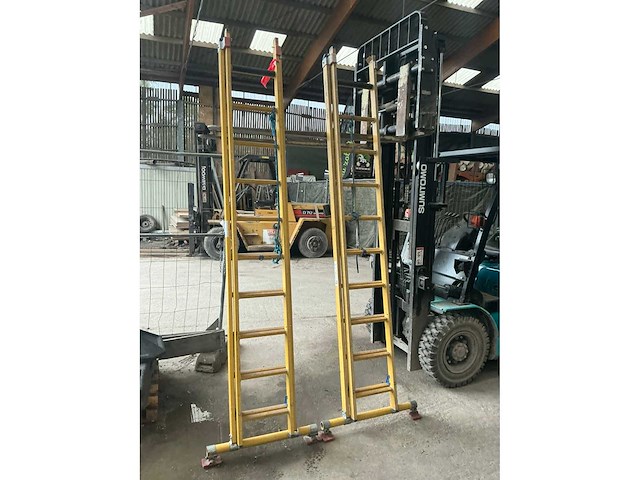 Staltor 2x10 polyester schuifladder (2x) - afbeelding 1 van  5