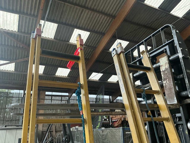 Staltor 2x10 polyester schuifladder (2x) - afbeelding 4 van  5