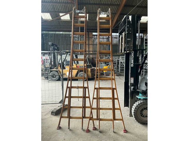 Staltor 2x12 houten schuifladder (2x) - afbeelding 1 van  3