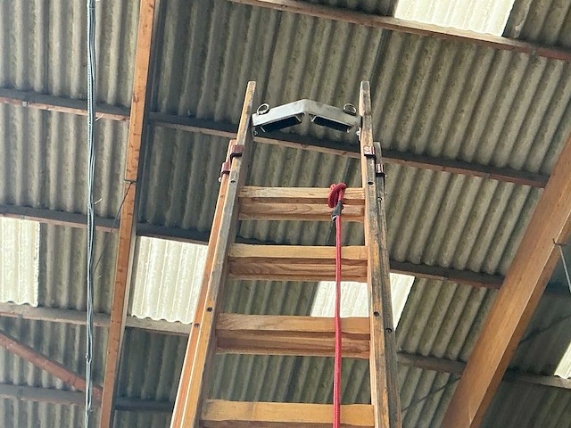 Staltor 2x15 houten schuifladder - afbeelding 3 van  4
