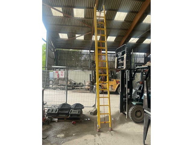 Staltor 2x17 polyester schuifladder - afbeelding 1 van  4