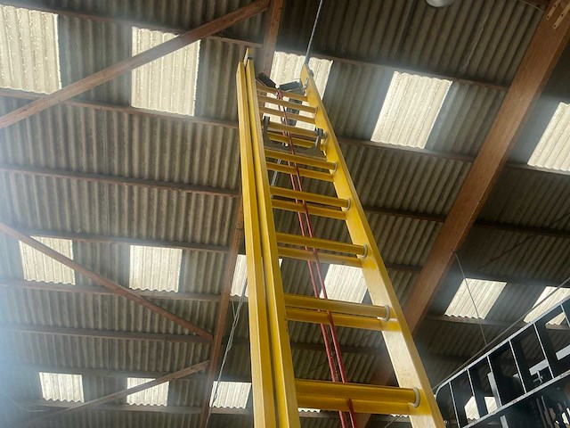 Staltor 2x17 polyester schuifladder - afbeelding 3 van  4