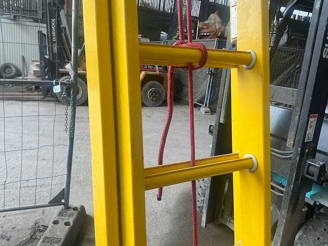 Staltor 2x17 polyester schuifladder - afbeelding 4 van  4