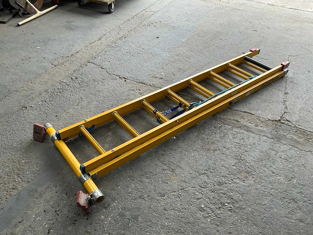 Staltor 2x8 polyester schuifladder - afbeelding 1 van  4