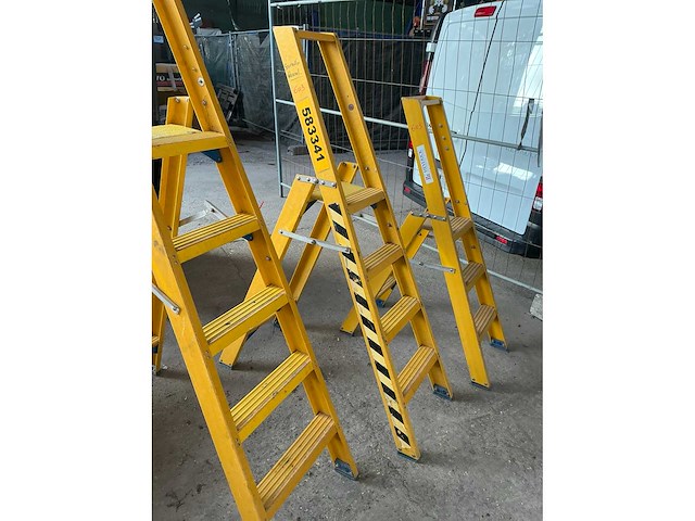 Staltor diverse polyester trapladders (3x) - afbeelding 3 van  6