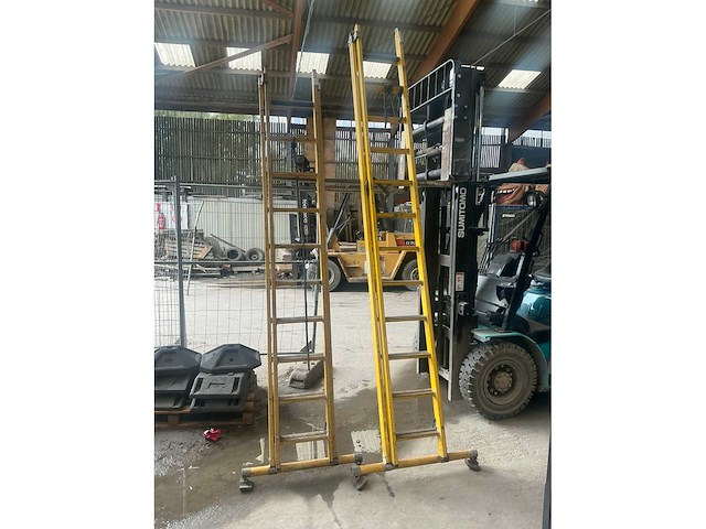 Staltor polyester schuifladder (2x) - afbeelding 1 van  6
