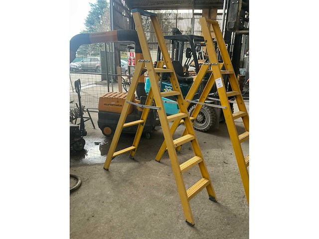 Staltor polyester trapladder (2x) - afbeelding 2 van  5