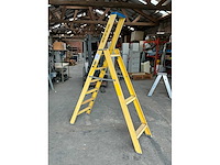 Staltor polyester trapladder - afbeelding 1 van  4
