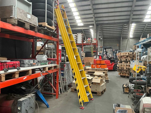 Staltor str2024 07 028 3-delige glasvezel opsteekladder - afbeelding 2 van  6