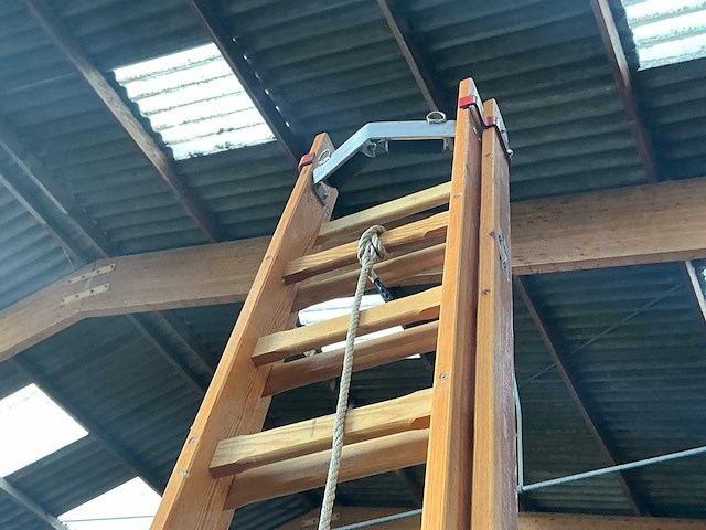 Staltor t16 2 delige houten ladder - afbeelding 4 van  5