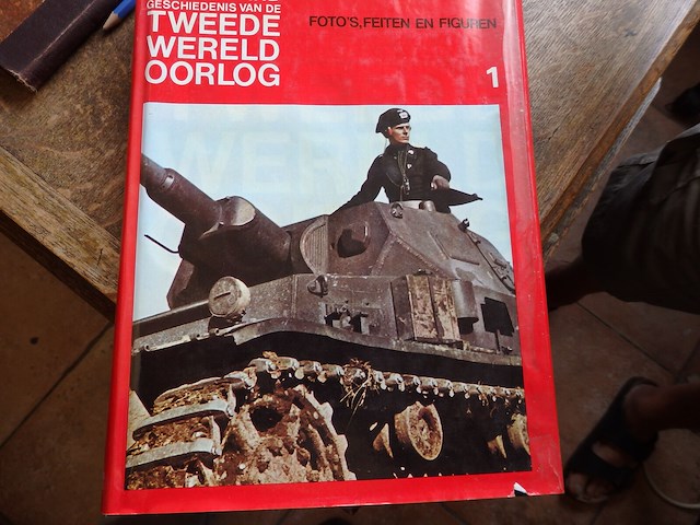Standaard encyclopedie wo ii 7 delen - afbeelding 2 van  2