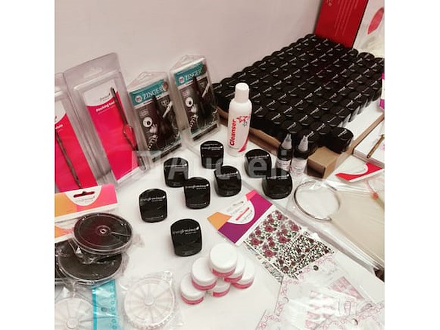 Standaard nagelsalon met uv/led-apparaat • 377 artikelen • folies - afbeelding 5 van  16