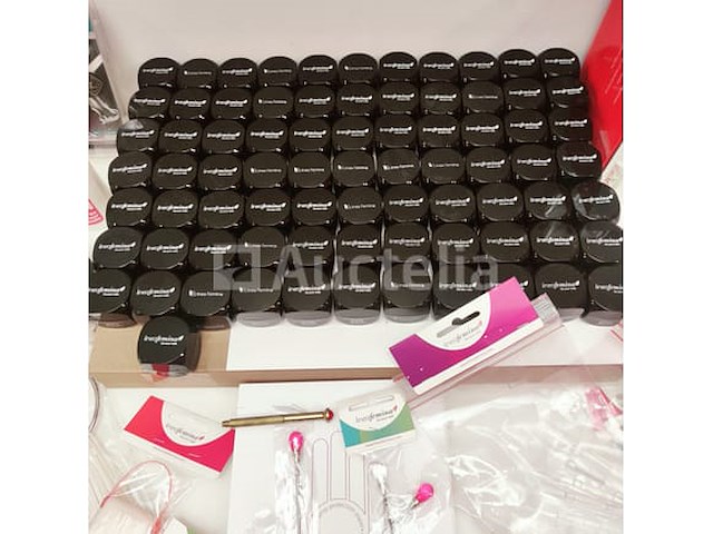 Standaard nagelsalon met uv/led-apparaat • 377 artikelen • folies - afbeelding 6 van  16