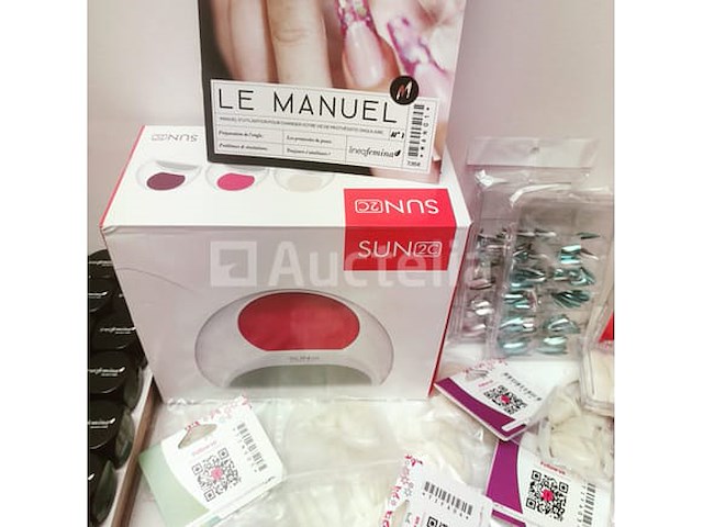 Standaard nagelsalon met uv/led-apparaat • 378 artikelen • folies - afbeelding 7 van  15