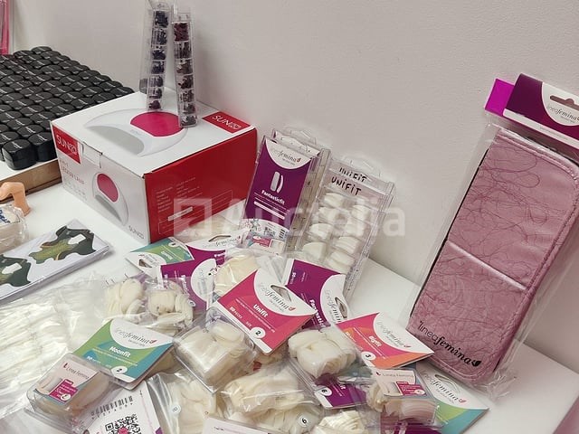 Standaard nagelsalon met uv/led-apparaat • 384 items • folies - afbeelding 14 van  14