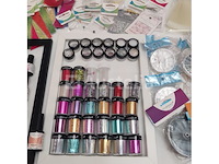 Standaard nagelsalon met uv/led-apparaat • 388 artikelen • folies - afbeelding 15 van  22