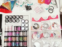 Standaard nagelsalon met uv/led-apparaat • 389 items • folies - afbeelding 5 van  21
