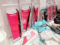Standaard nagelsalon met uv/led-apparaat • 389 items • folies - afbeelding 6 van  21