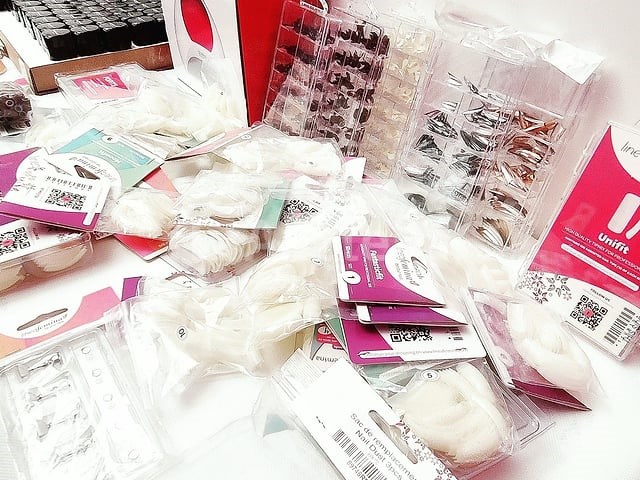 Standaard nagelsalon met uv/led-apparaat • 389 items • folies - afbeelding 10 van  21