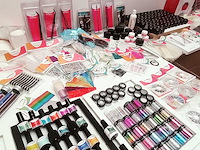 Standaard nagelsalon met uv/led-apparaat • 389 items • folies - afbeelding 21 van  21