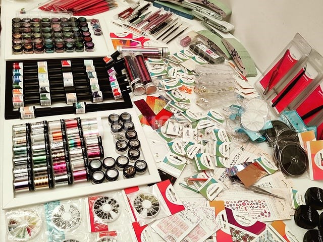 Standaard nagelsalon met uv/led-apparaat • 392 artikelen • folies - afbeelding 8 van  19