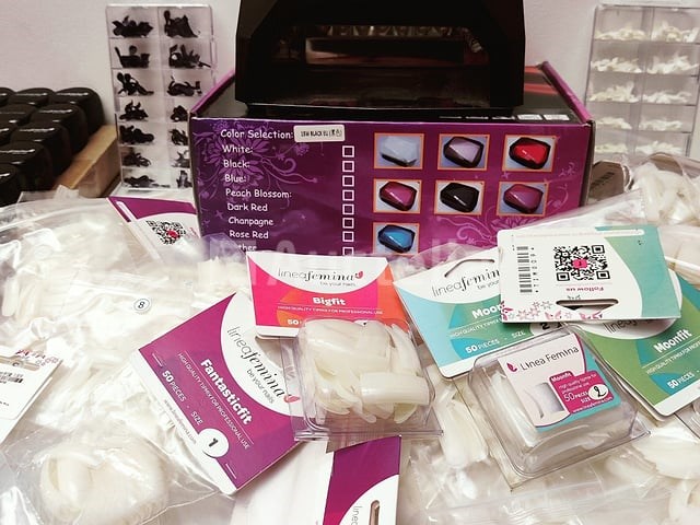 Standaard nagelsalon met uv/led-apparaat • 395 items • folies - afbeelding 8 van  19