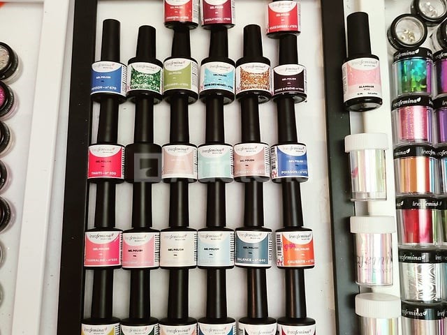 Standaard nagelsalon met uv/led-apparaat • 395 items • folies - afbeelding 19 van  19
