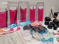 Standaard nagelsalon met uv/led-apparaat • 396 artikelen • folies - afbeelding 3 van  16