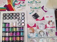 Standaard nagelsalon met uv/led-apparaat • 396 artikelen • folies - afbeelding 9 van  16