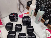 Standaard nagelsalon met uv/led-apparaat • 396 artikelen • folies - afbeelding 16 van  16