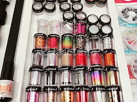 Standaard nagelsalon met uv/led-apparaat • 407 artikelen • folies - afbeelding 16 van  21