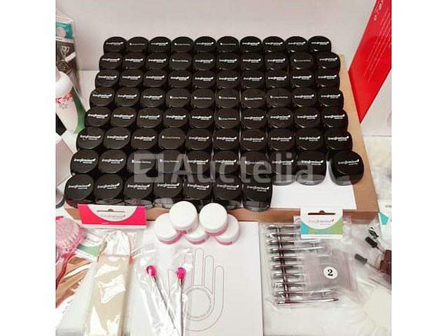 Standaard nagelsalon met uv/led-apparaat • 409 artikelen • folies - afbeelding 5 van  20