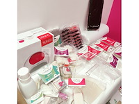 Standaard nagelsalon met uv/led-apparaat • 429 items • folies - afbeelding 15 van  32
