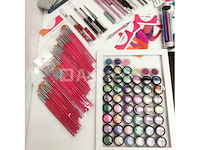 Standaard nagelsalon met uv/led-apparaat • 429 items • folies - afbeelding 31 van  32