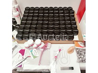 Standaard nagelsalon met uv/led-apparaat • 429 items • folies - afbeelding 32 van  32