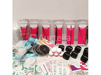 Standaard nagelsalon met uv/led-apparaat • 431 artikelen • 237 ref. - afbeelding 15 van  17