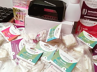 Standaard nagelsalon met uv/led-apparaat • 433 artikelen • folies - afbeelding 1 van  22