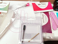 Standaard nagelsalon met uv/led-apparaat • 433 artikelen • folies - afbeelding 20 van  22
