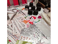 Standaard nagelsalon met uv/led-apparaat • 436 items • folies - afbeelding 19 van  23