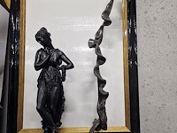 Standbeeld persephone + kunstwerk + kader - afbeelding 2 van  6