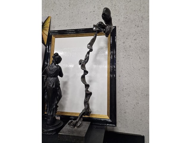 Standbeeld persephone + kunstwerk + kader - afbeelding 5 van  6