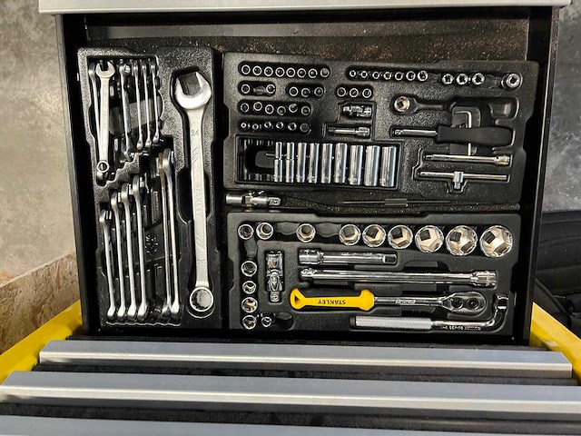 Stanley - tool trolley - afbeelding 2 van  7